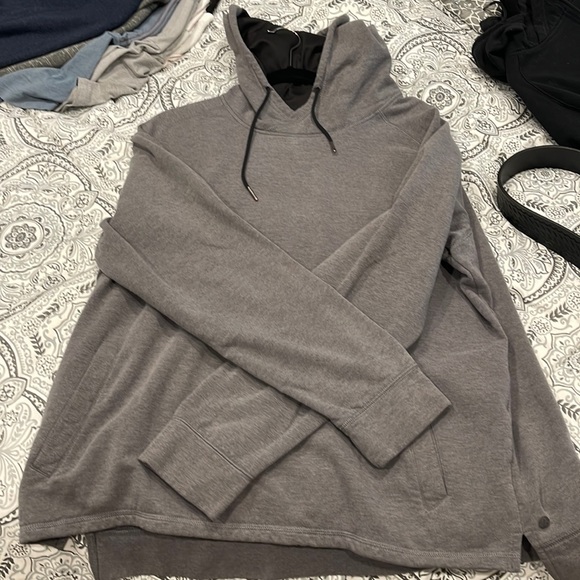 Zella sweatshirt. - Picture 1 of 2